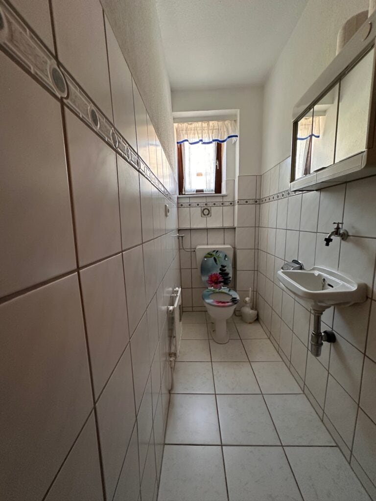 Gäste WC EG rechts